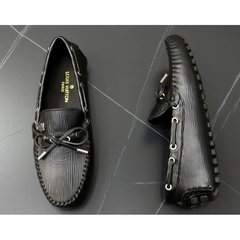 Louis Vuitton Louis Vuitton Tabi Black Leather Loafers Black
