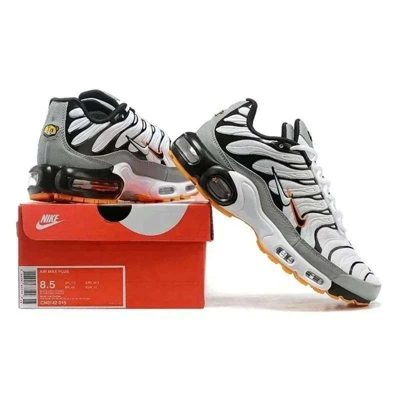 Nike Nike Air Max Plus Tuned Air Grey/White Sneakers Grey - 1