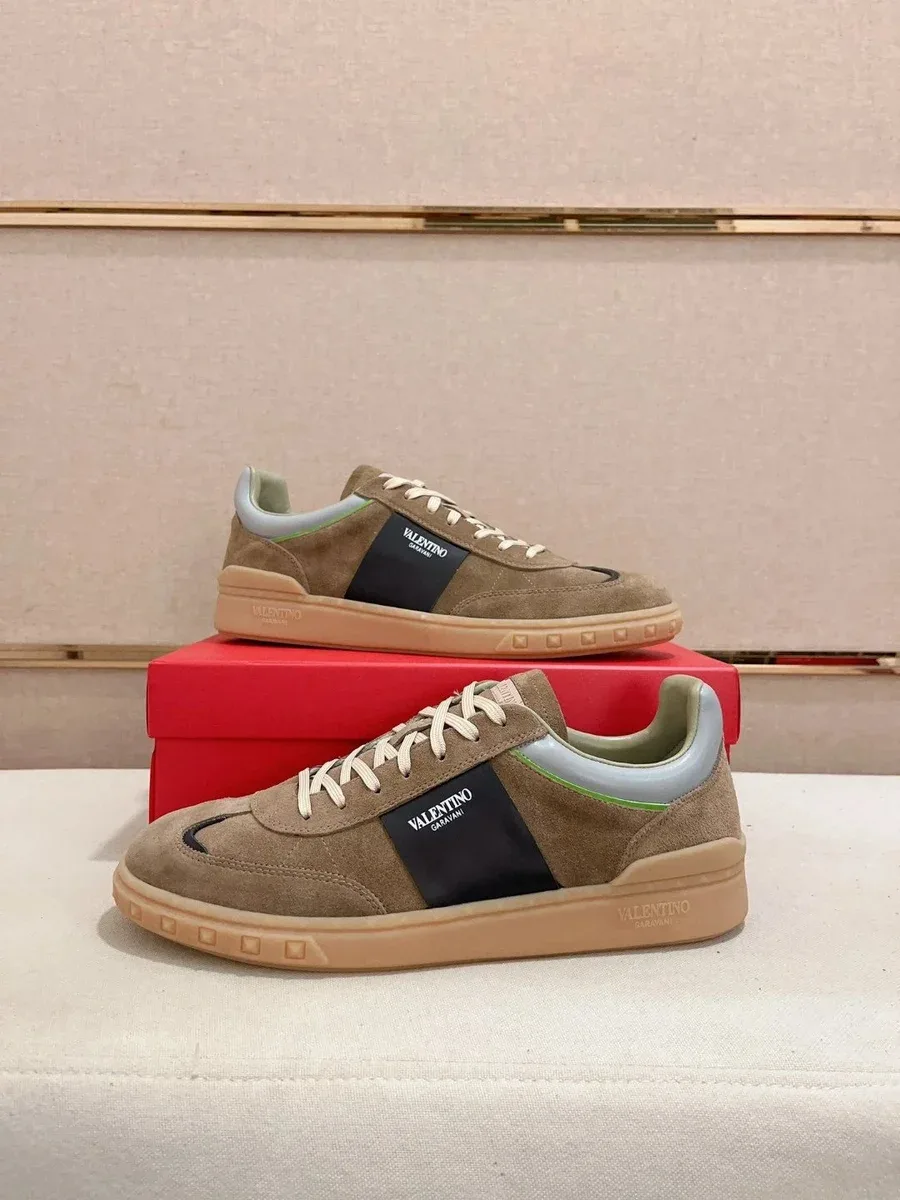 Valentino Valentino Beige & Black Suede Sneakers Beige - 1