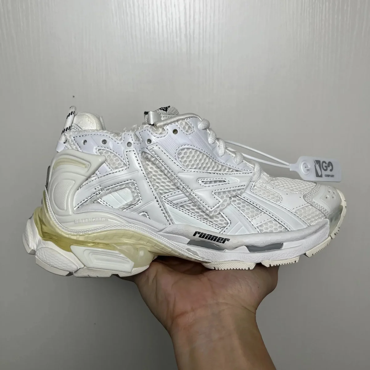 Balenciaga Balenciaga Runner White/Translucent Sole Sneaker White