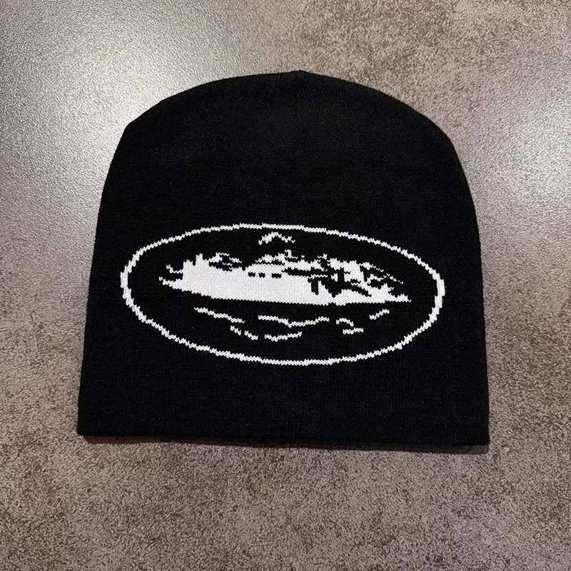 Other Beanie Black/White Mountain Design Headwear Black - 1