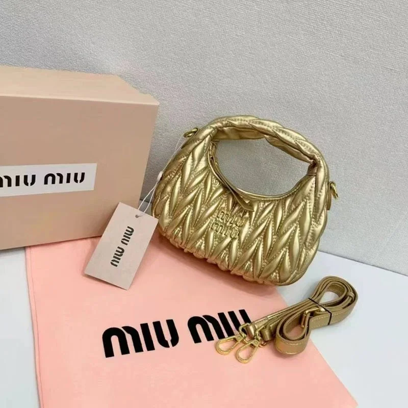 Miu Miu Miu Miu Matelassé Gold Handbag Gold