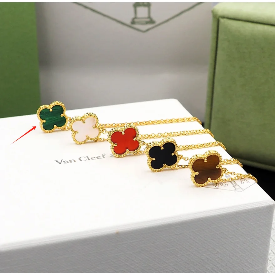 Van Cleef & Arpels Van Cleef & Arpels Alhambra Green Clover Necklace Green - 1