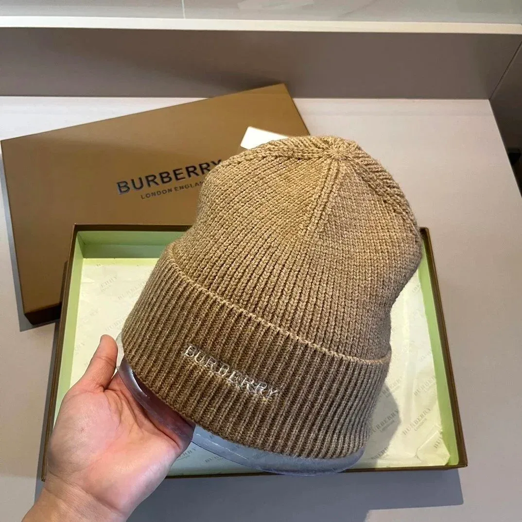 Burberry Burberry Beige Knit Beanie Beige