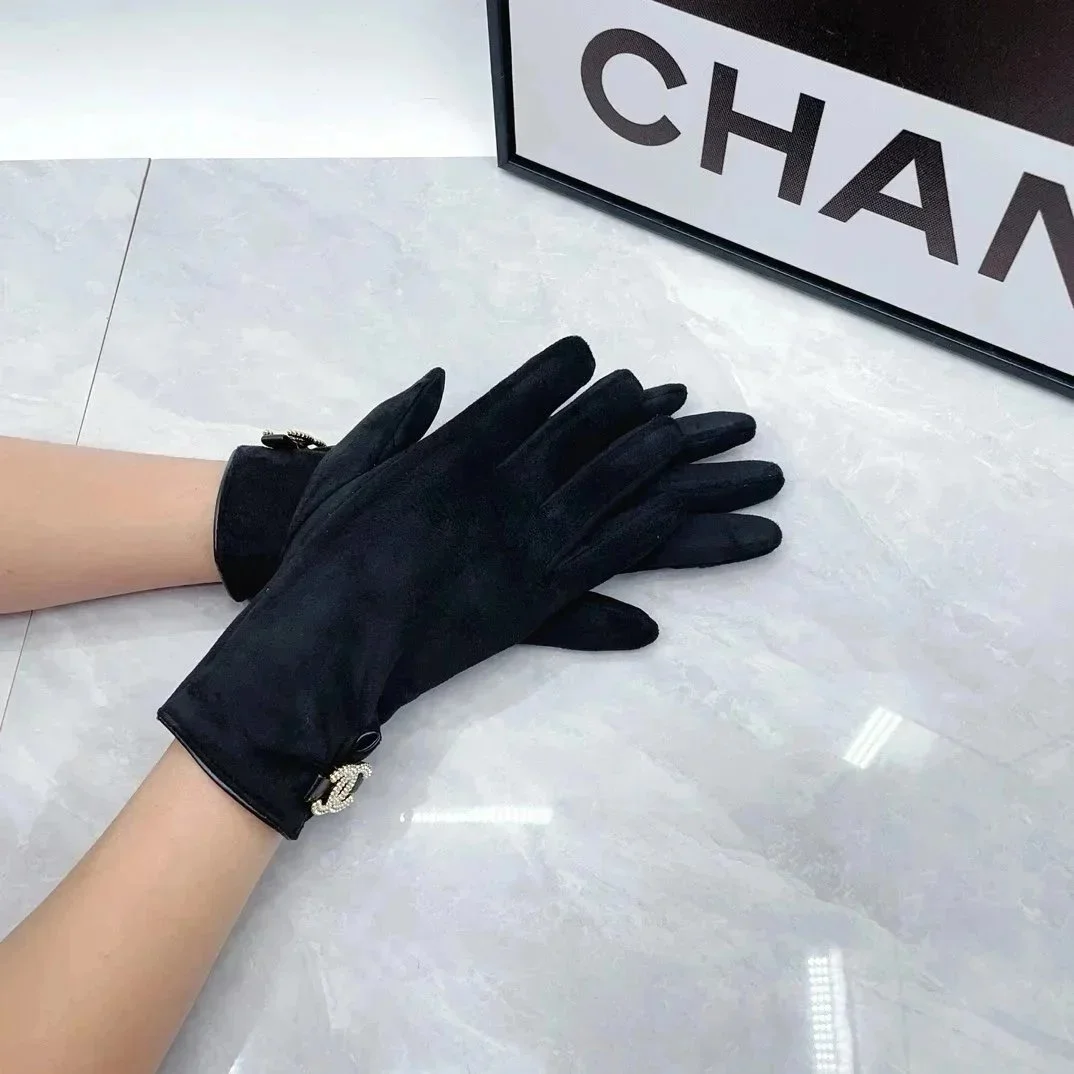 Chanel Chanel Black Classic Gloves Black