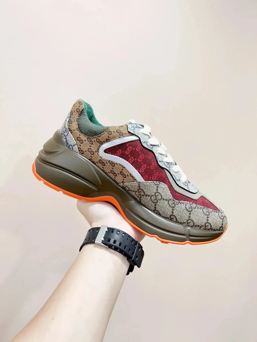 Gucci Gucci GG Supreme 29 Beige/Red/Orange Sneaker Beige