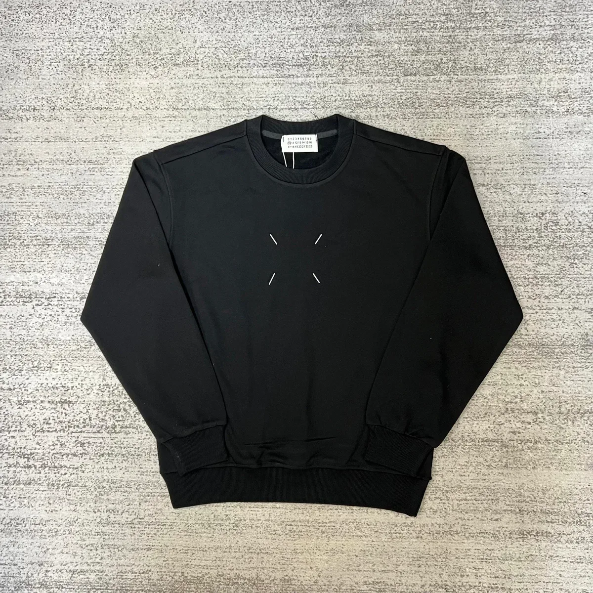 Maison Margiela Maison Margiela Tabi Black Crewneck Sweatshirt Black - 1