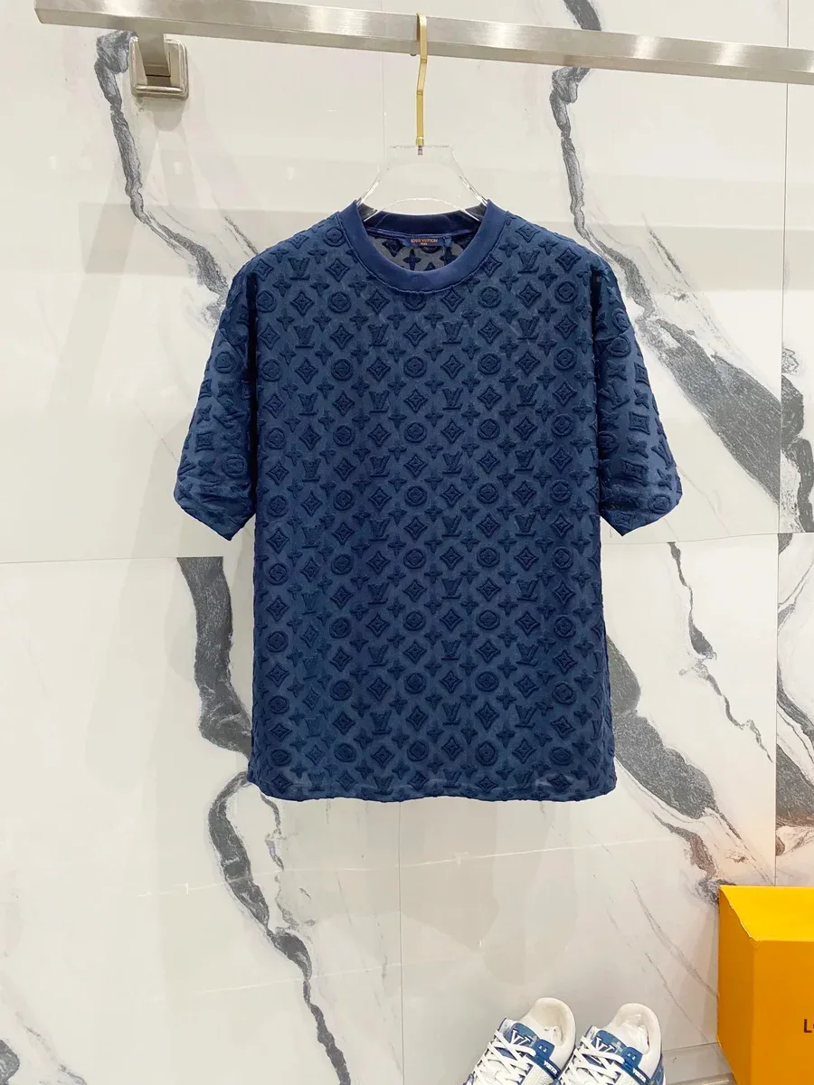 Louis Vuitton Louis Vuitton Classic Logo Embossed T-Shirt Navy Navy