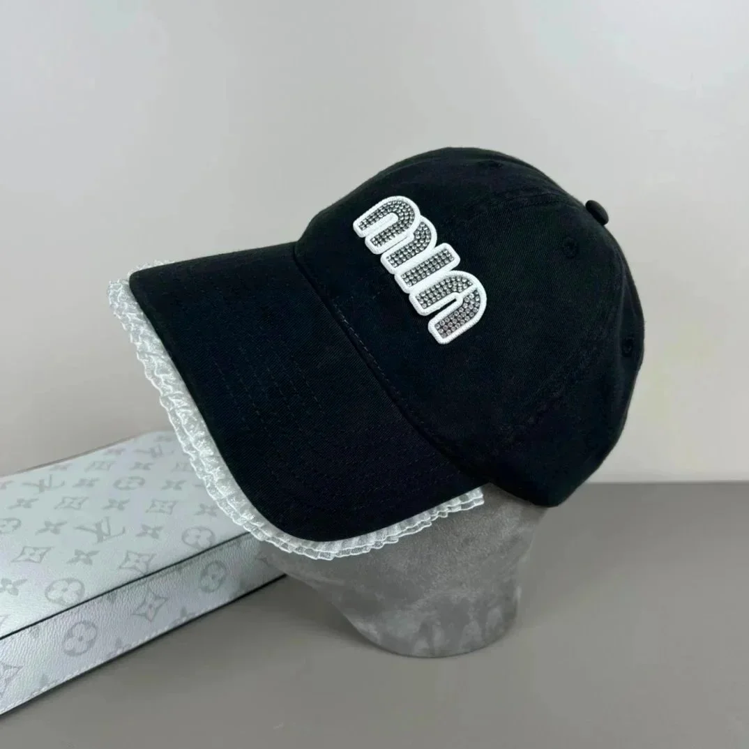 Miu Miu Miu Miu Black/White Lace-Trimmed Embroidered Cap Black