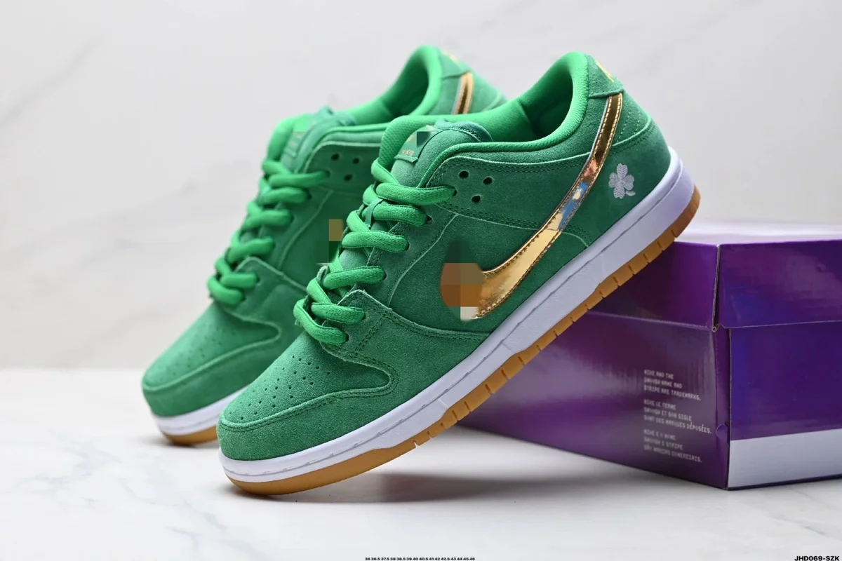 Nike Nike Dunk Low St. Patrick's Day Green Gold Sneakers Green - 1