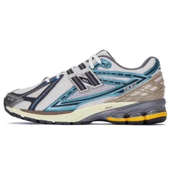 New Balance New Balance 9060 M1906RRC(G) White/Teal Sneakers White - 1