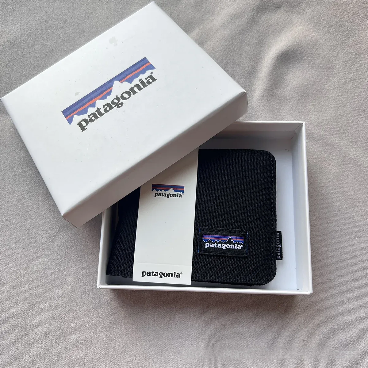 Patagonia Patagonia Black Canvas Wallet with Box Black