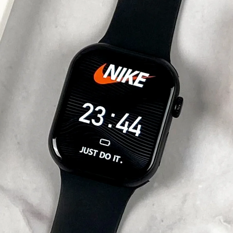 Nike Nike S10 Black Smartwatch Black