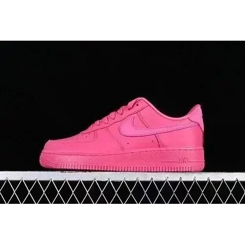 Nike Nike Air Force 1 Triple Pink Sneakers Pink - 1