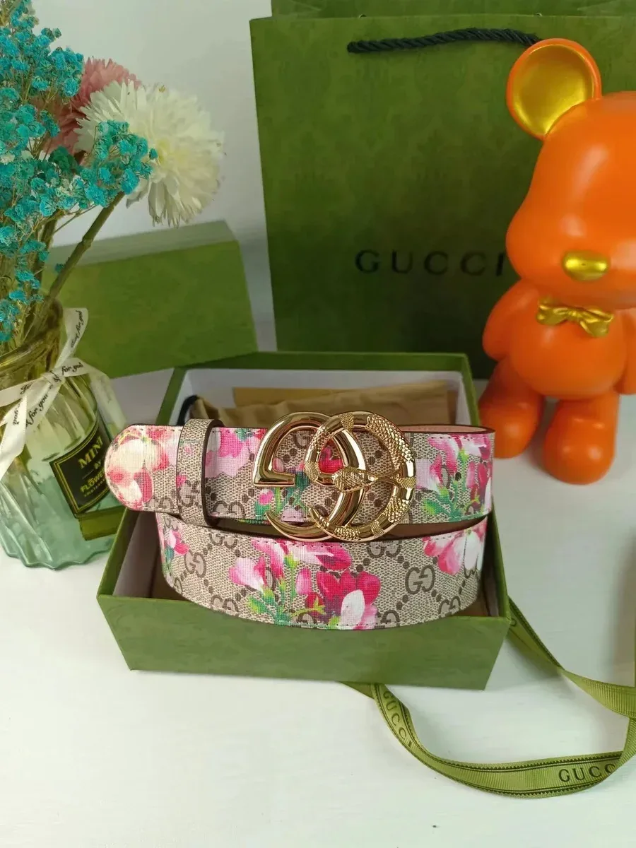 Gucci Gucci GG Supreme Floral Beige Belt Beige