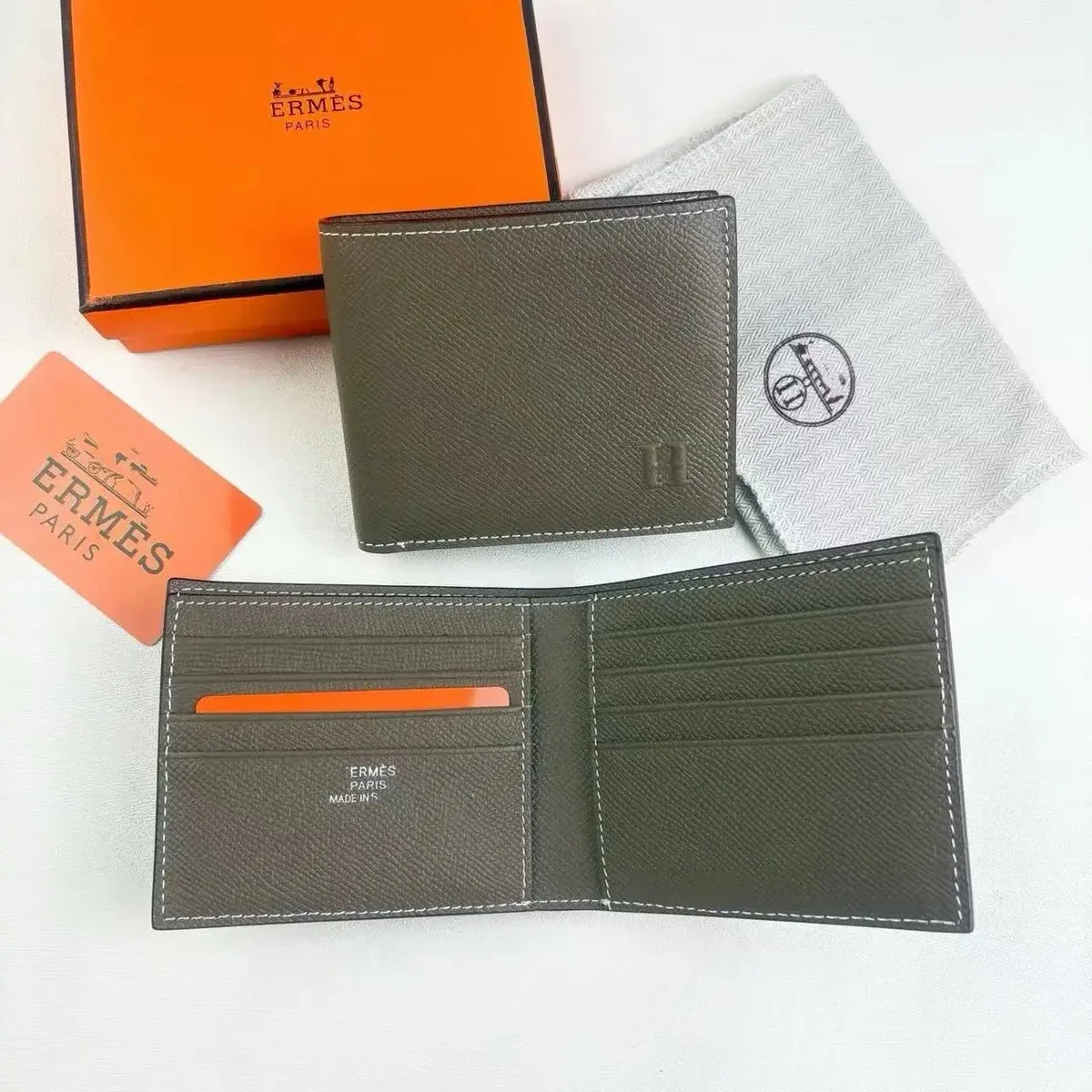Hermès Hermès Tote Wallet in Elephant Grey Grey
