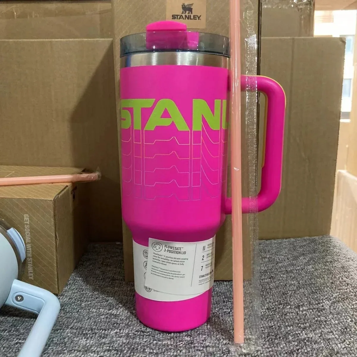 Stanley Stanley Quencher H2.0 Flowstate 3D Rose Pink Tumbler Pink - 1