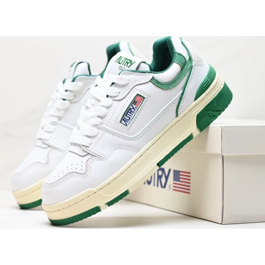 Autry Autry 05 White/Green Sneakers White