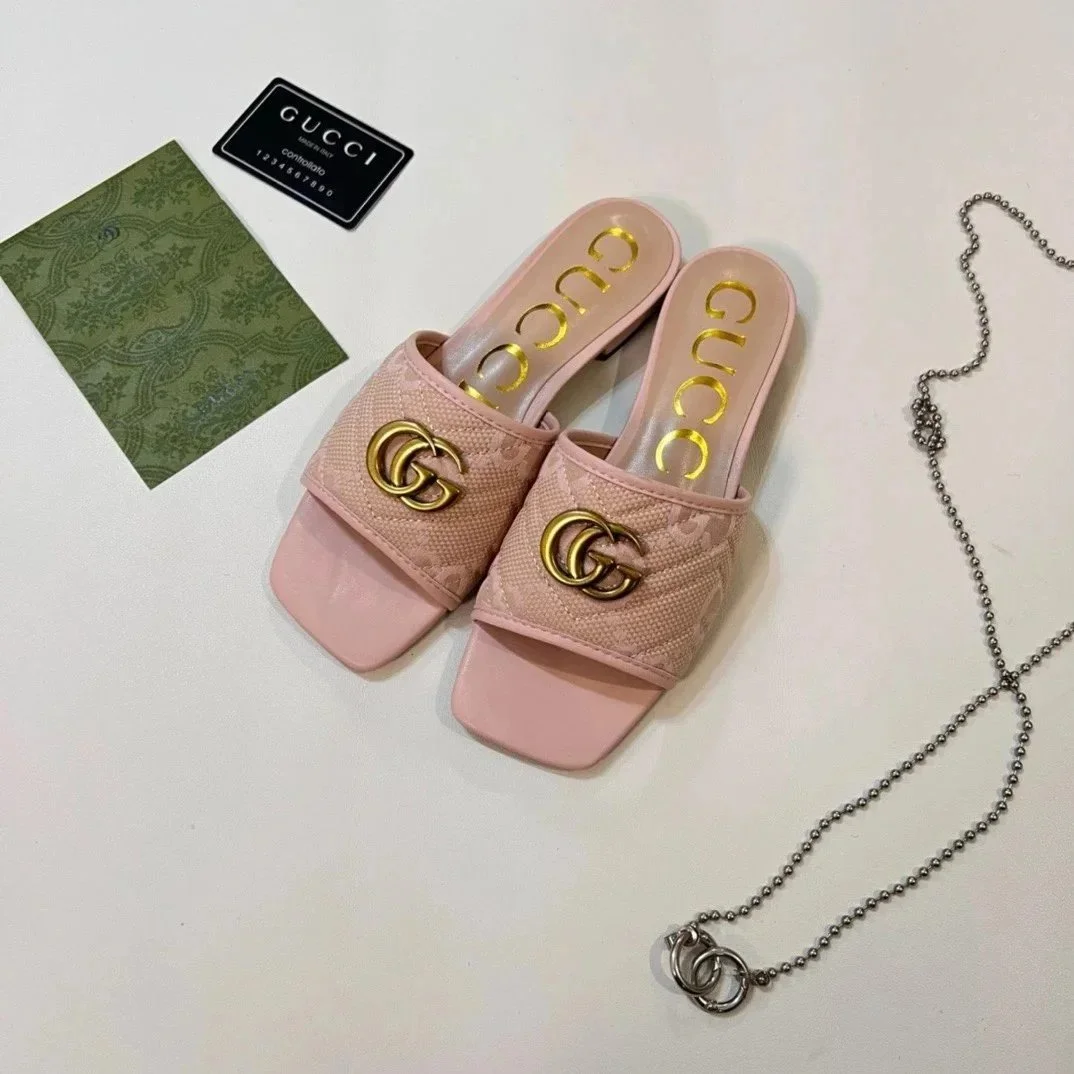 Gucci Gucci Interlocking G Pink GG Logo Slides Pink