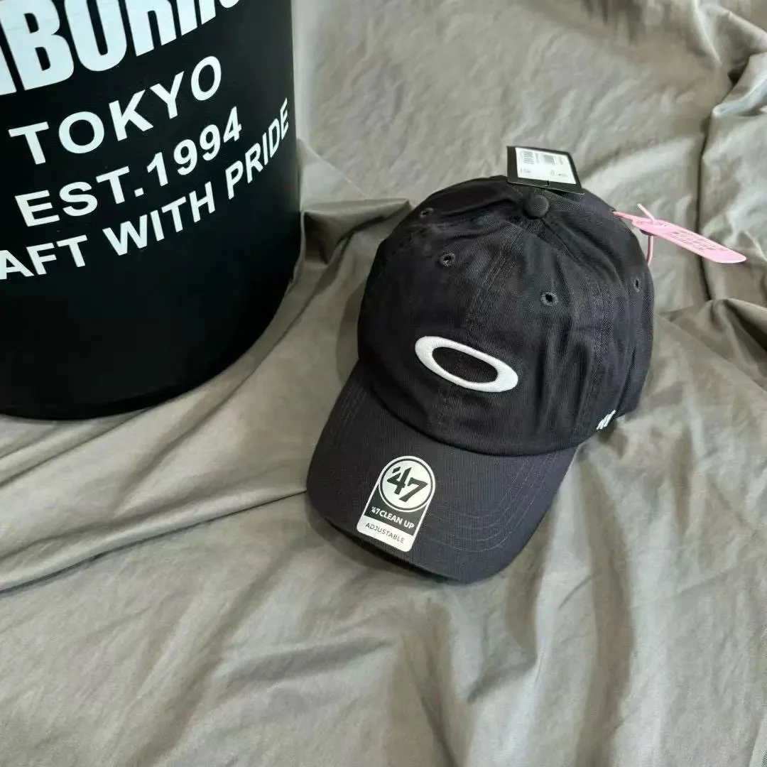 47 Brand 47 Brand Clean Up Black/White Adjustable Cap Black - 1
