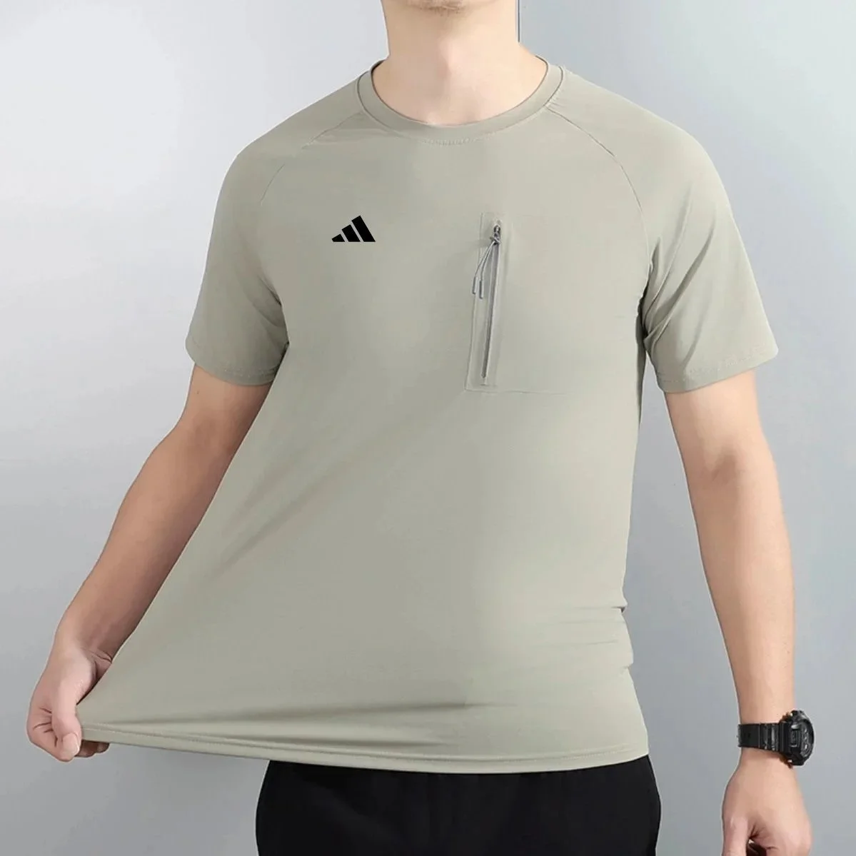 Adidas Adidas Light Khaki T-Shirt with Zip Pocket Beige - 1