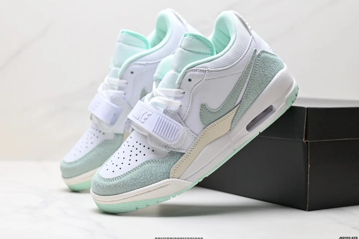 Nike Nike Air Jordan 1 Legacy Low '07 White Mint Sneakers White - 1