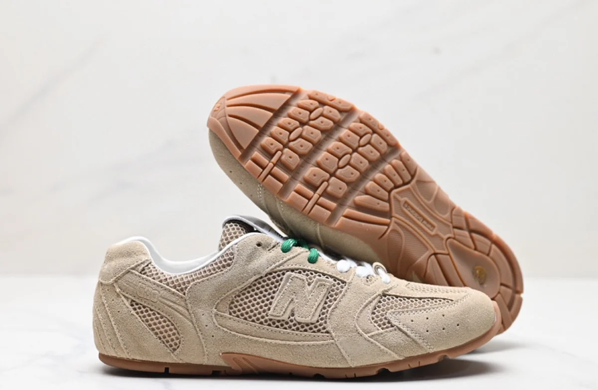 New Balance New Balance 590 Khaki Beige Sneakers Beige