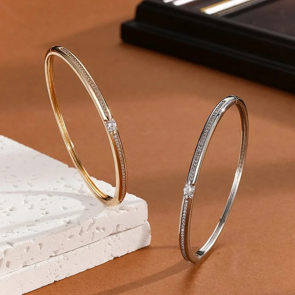 Other 18K Gold Women's Bangle Bracelet Gold - 1