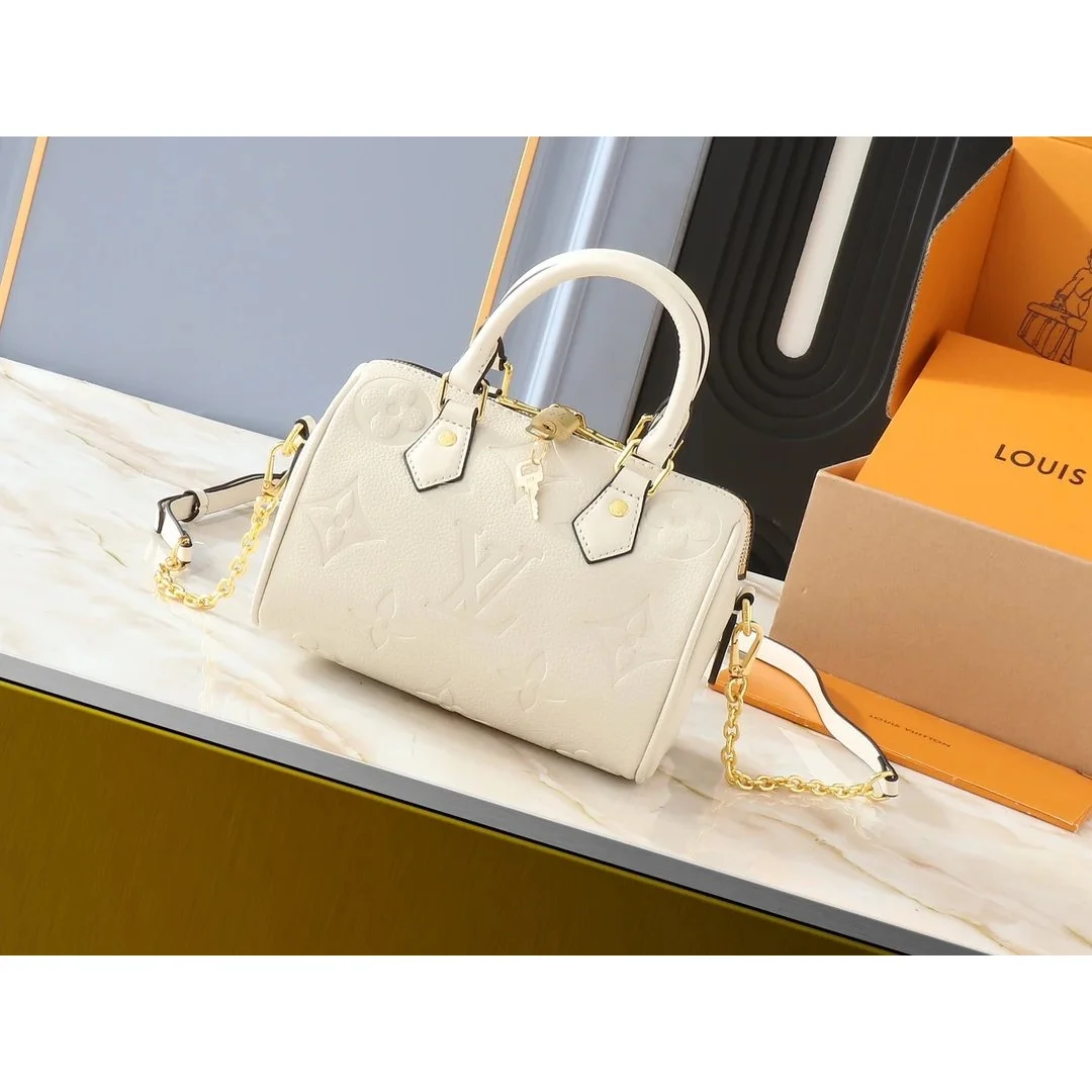Louis Vuitton Louis Vuitton Speedy 25 White Monogram Handbag White