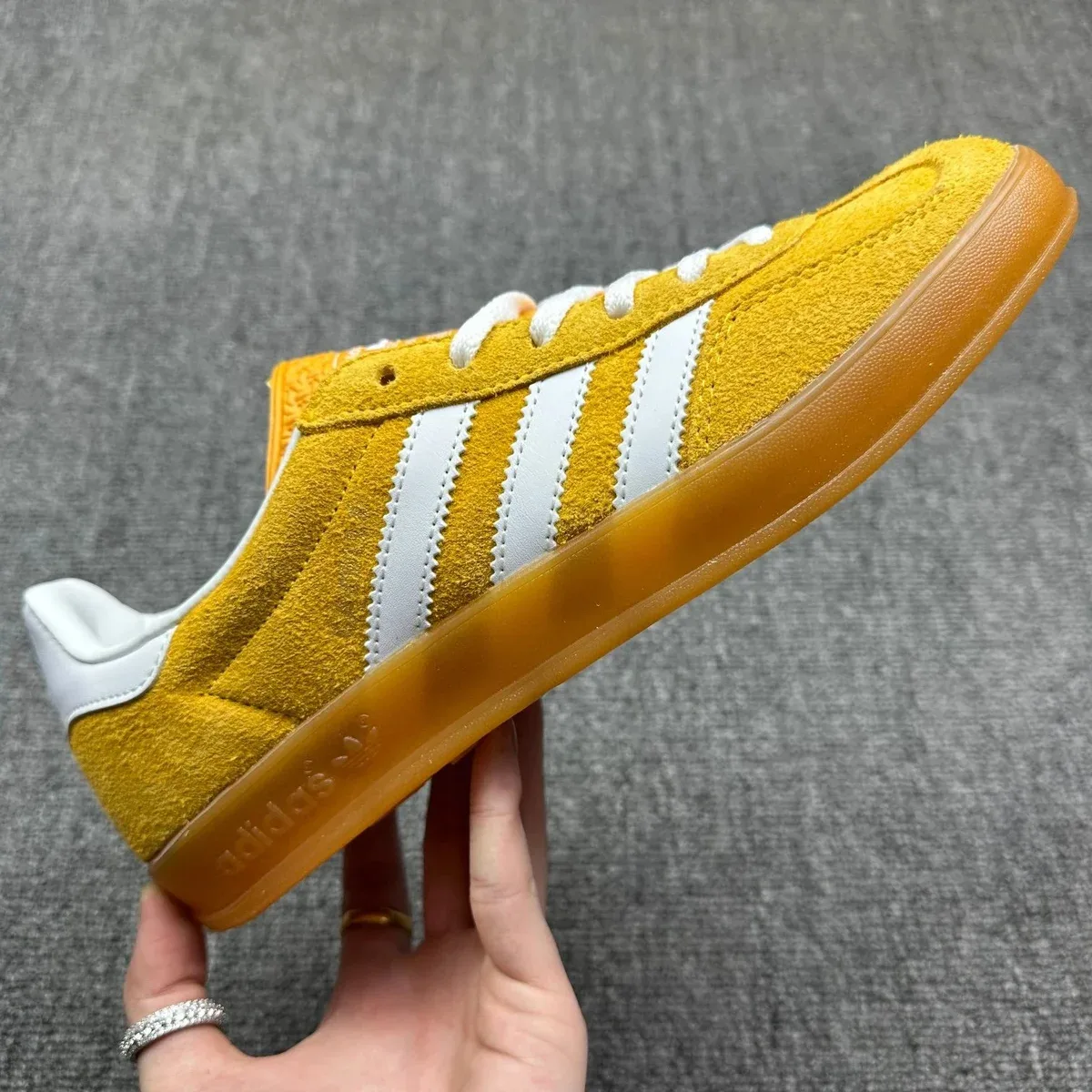 Adidas Adidas Samba Yellow/White/Gum Sneakers Yellow