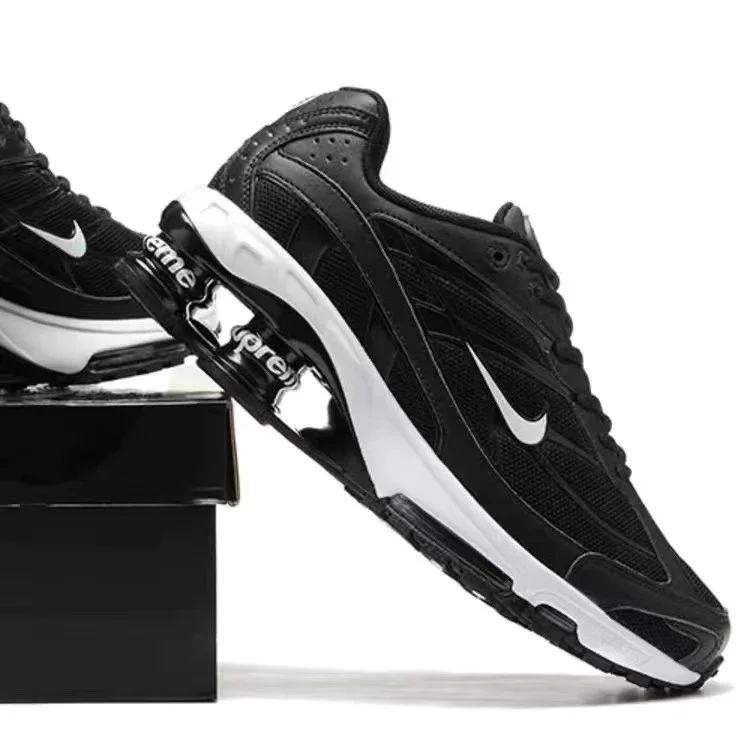 Nike Nike x Supreme Air Max 95 Black/White Sneakers Black