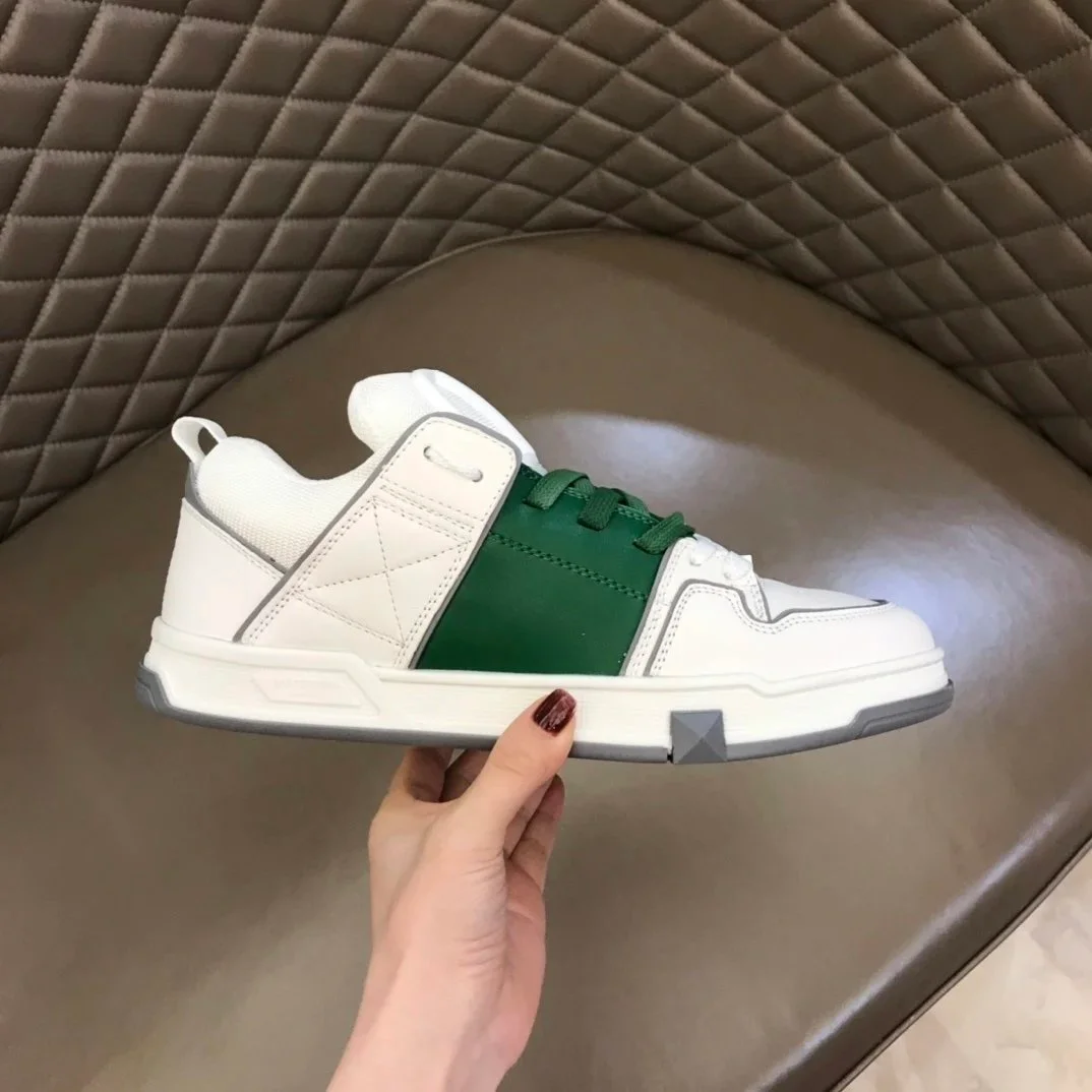 Valentino Valentino Rockstud B-4 Green Sneakers Green - 1