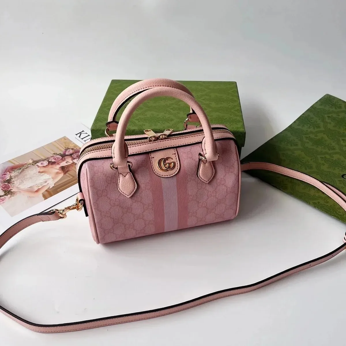 Gucci Gucci GG Supreme Pink Barrel Bag Pink - 1