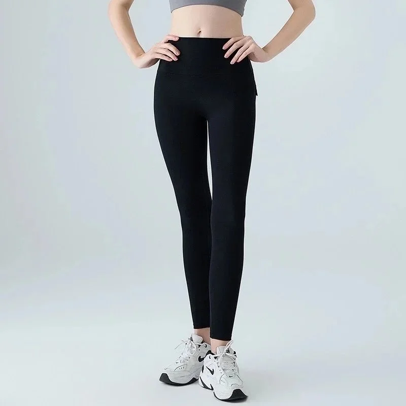 Other Black Solid Yoga Pants Black - 1