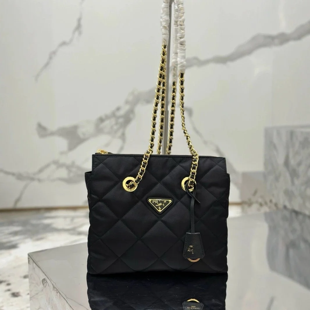 Prada Prada Re-Nylon Black Quilted Tote Bag Black