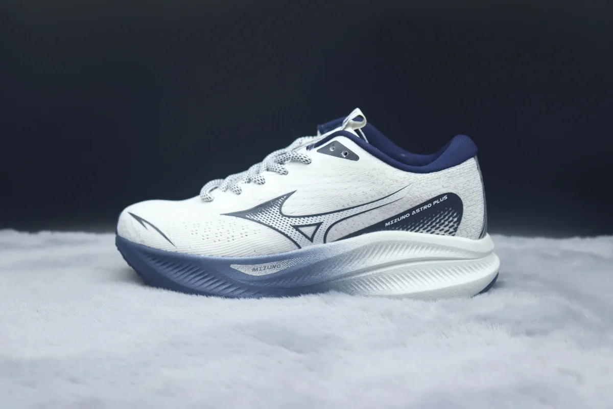 Mizuno Mizuno Wave Rider Astro Plus White/Blue Sneakers White