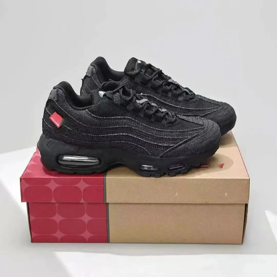 Nike Nike Air Max 95 Triple Black Sneakers Black - 1