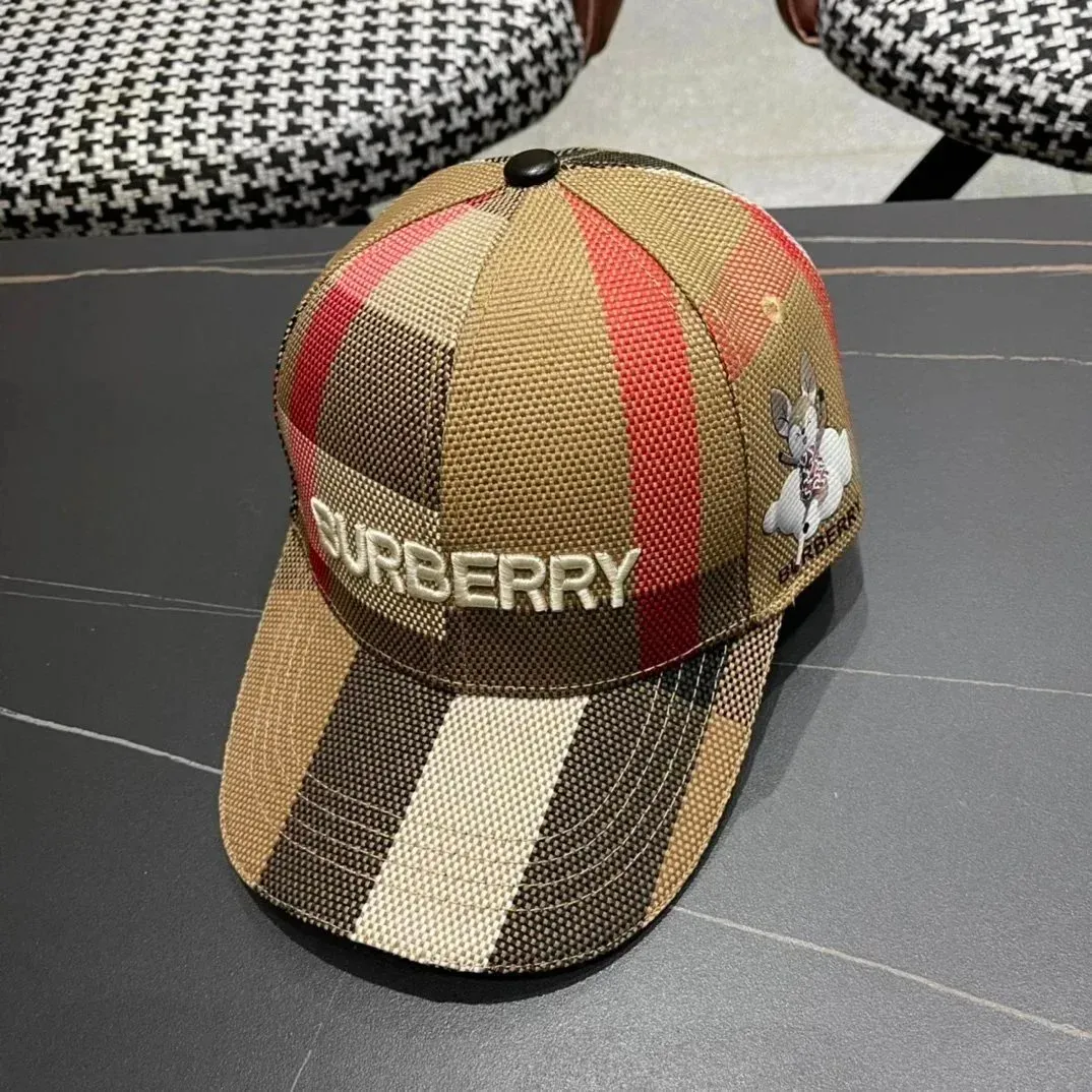 Burberry Burberry Vintage Check Baseball Cap Beige/Red/Black Beige