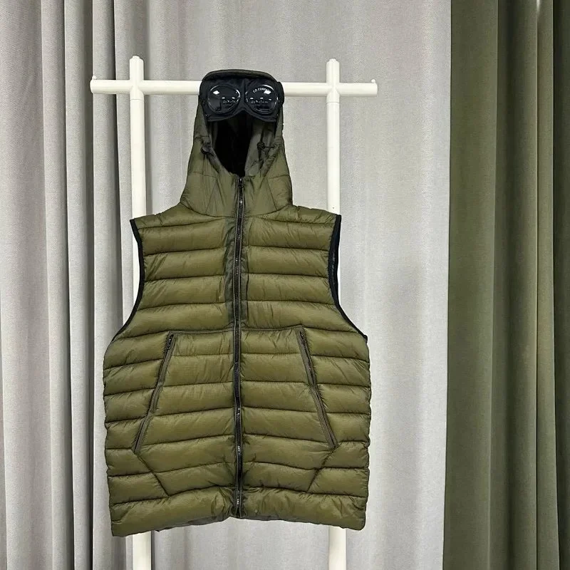 CP Company CP Company Goggle Hooded Puffer Vest Olive Green - 1