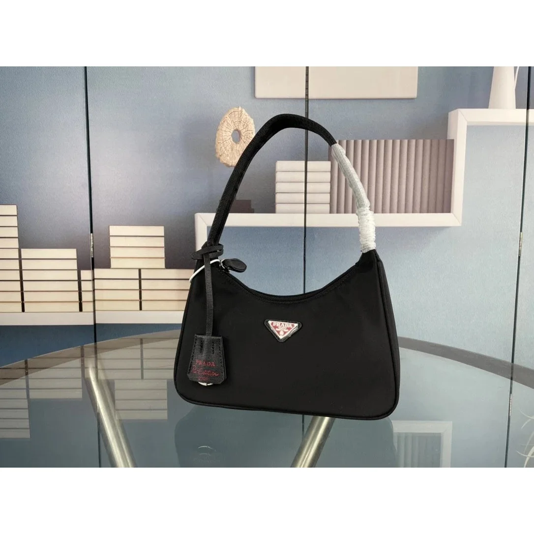 Prada Prada Re-Edition Black Shoulder Bag Black