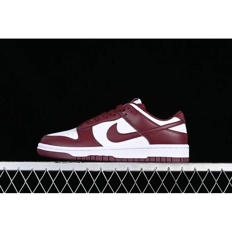 Nike Nike Dunk Low Maroon/White Sneaker Red