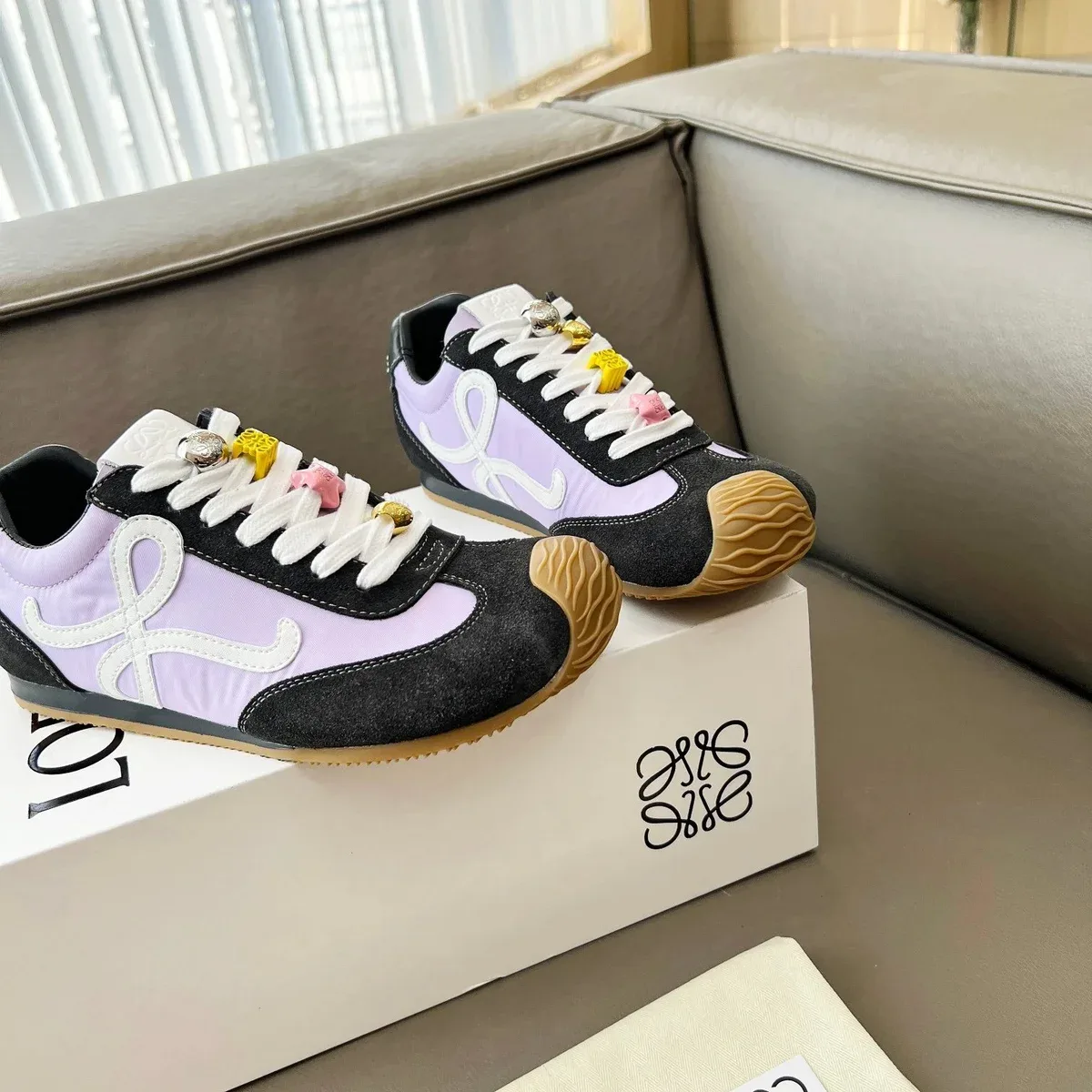 Loewe Loewe Puzzle A-6（带珠子）Lilac Sneakers Purple