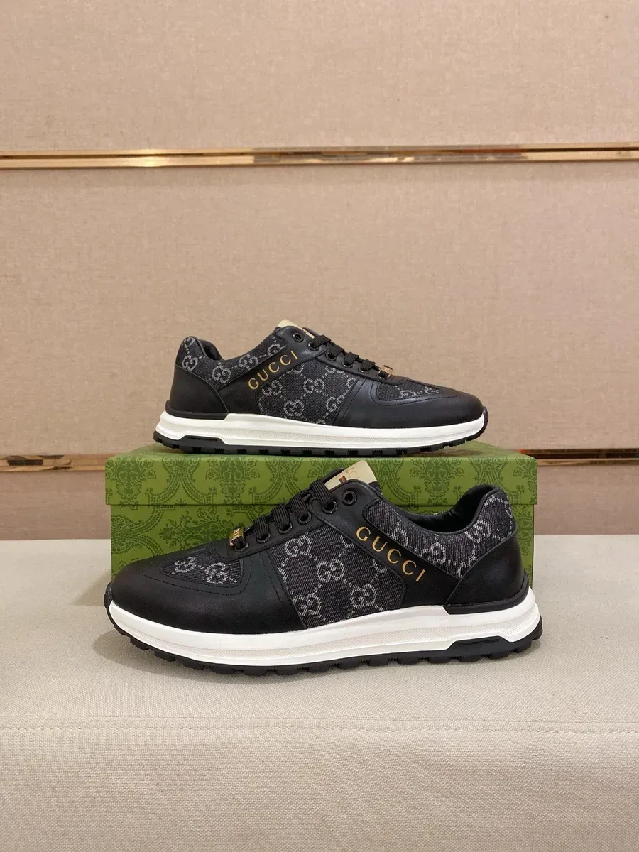 Gucci Gucci Runners Black GG Monogram Sneakers Black - 1