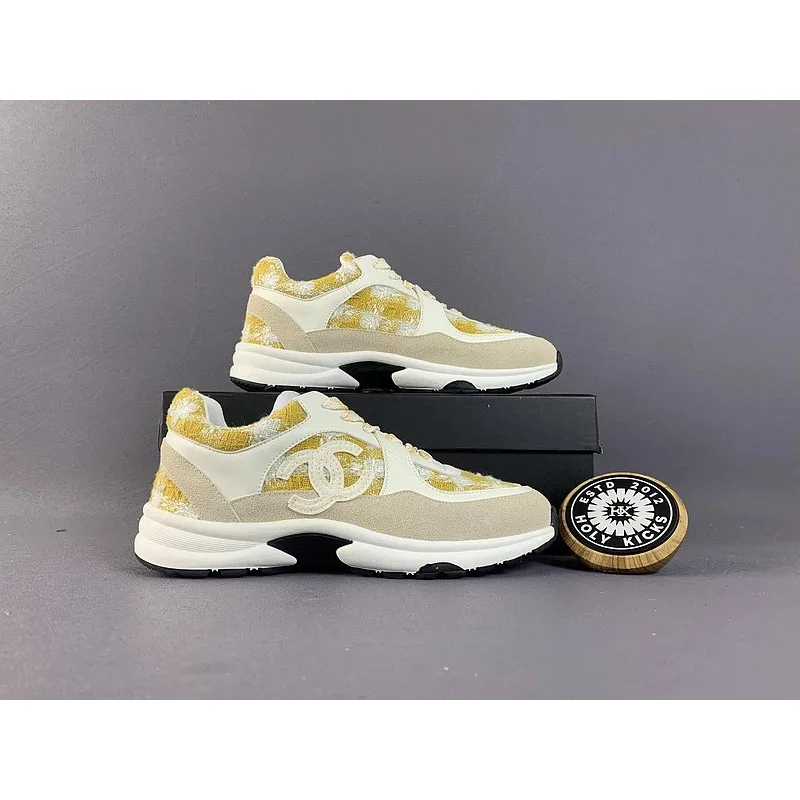 Chanel Runners Beige/Gelbe Sneakers