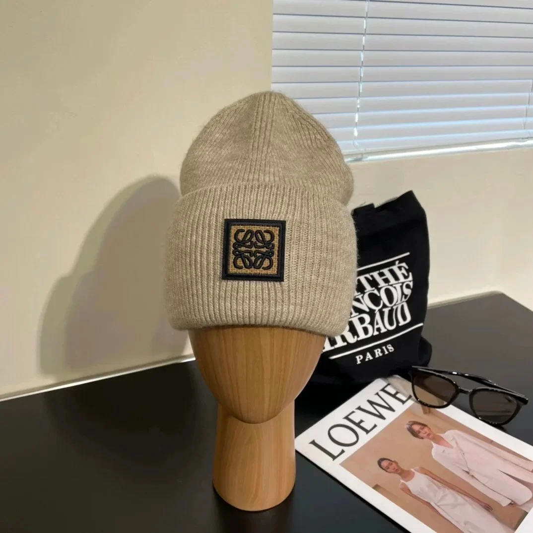 Loewe Loewe Anagram Beige Knit Beanie Beige
