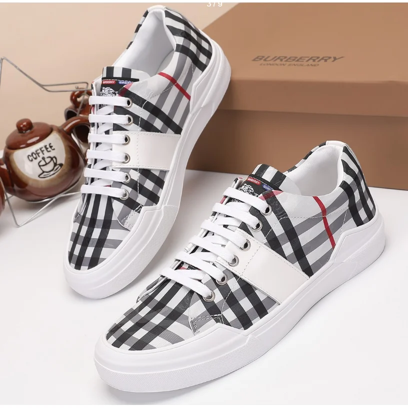 Burberry Burberry Classic Check Low Top Sneakers Black - 1