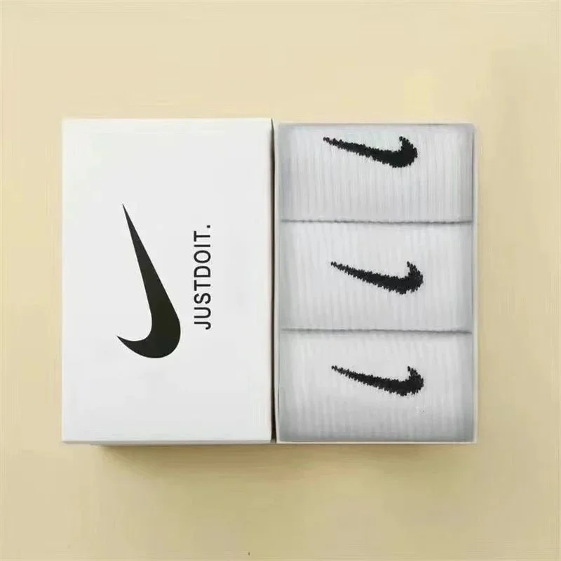 Nike Nike 3-Pack White Crew Socks White