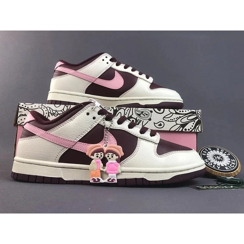 Nike Nike Dunk Low Chocolate Milk Sneakers Brown - 1