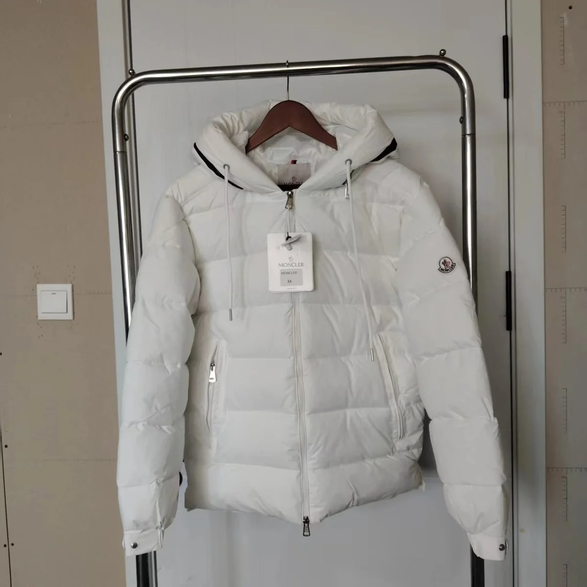 Moncler Moncler White Hooded Puffer Jacket White