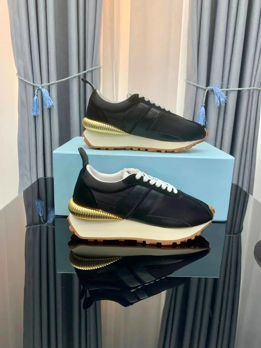 Maison Margiela Maison Margiela Tabi Black Gold Sneakers Black - 1